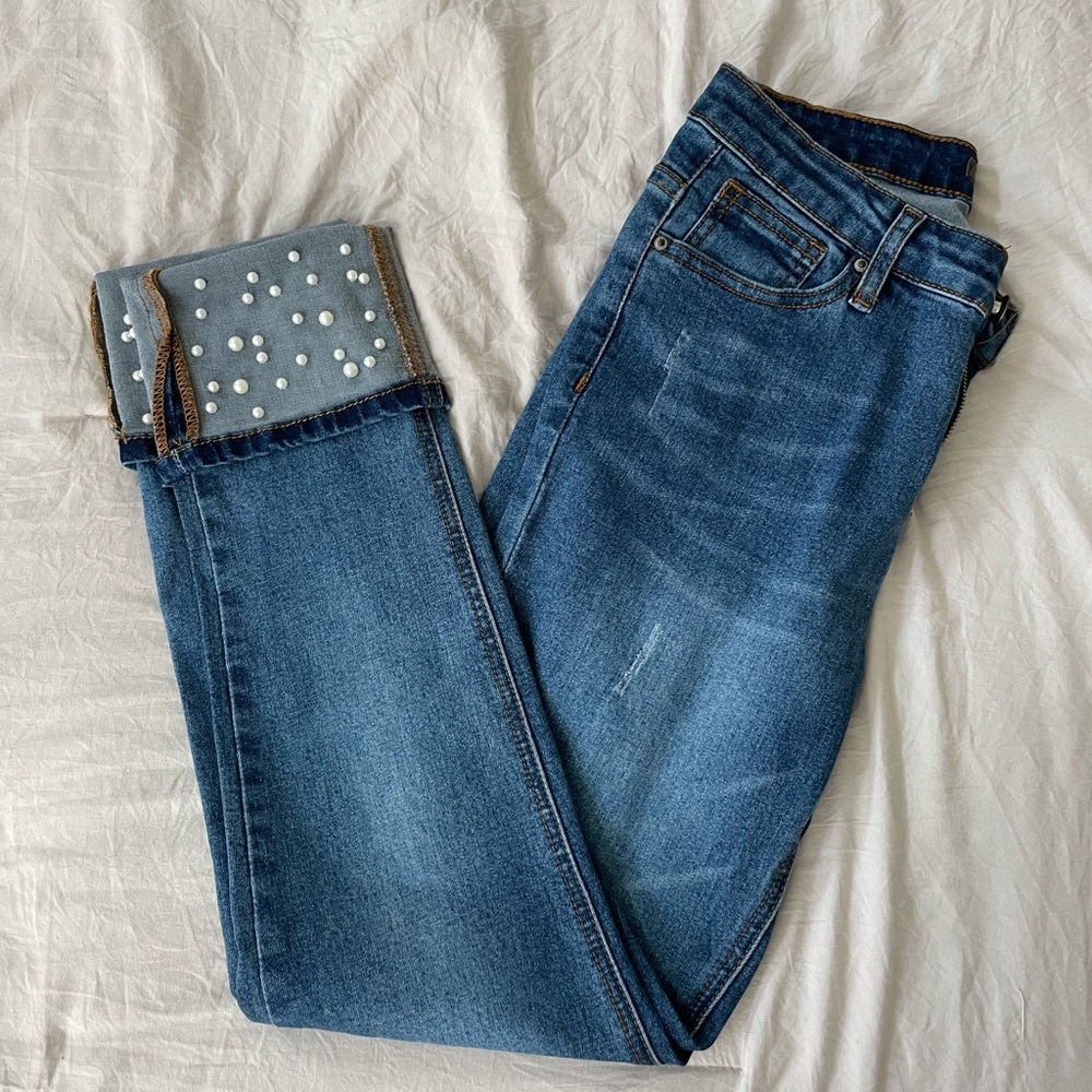 Jeans with Pearls on the cuff